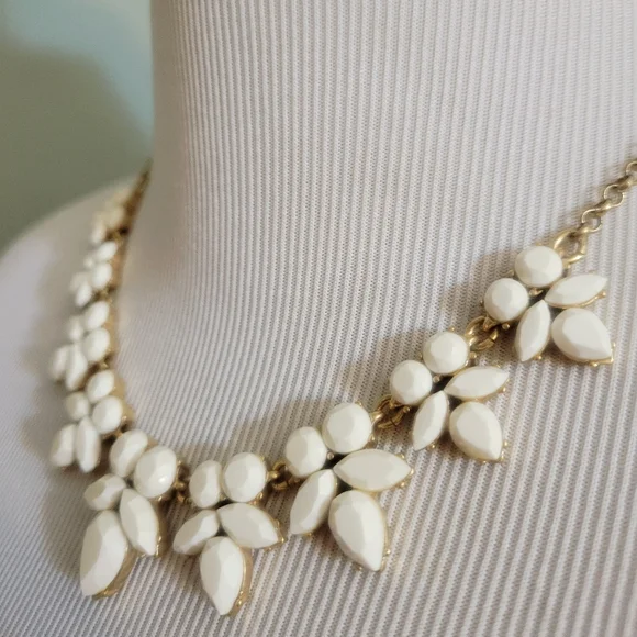 J. Crew Off-White Botanical Leaf Necklace - Picture 2 of 6